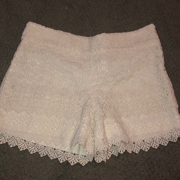 The Riviera Short - Picture 1 of 3